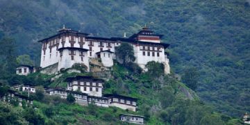 Lhuntse Rinchentse Dzong